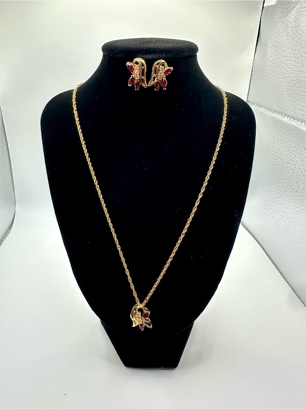 Gold-Tone Necklace and Earring Set with Deep Red Accents Vintage Rhinestone